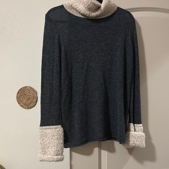 Tory Burch Gray and Cream Turtleneck Sweater wool/alpaca blend XL - Picture 2 of 8